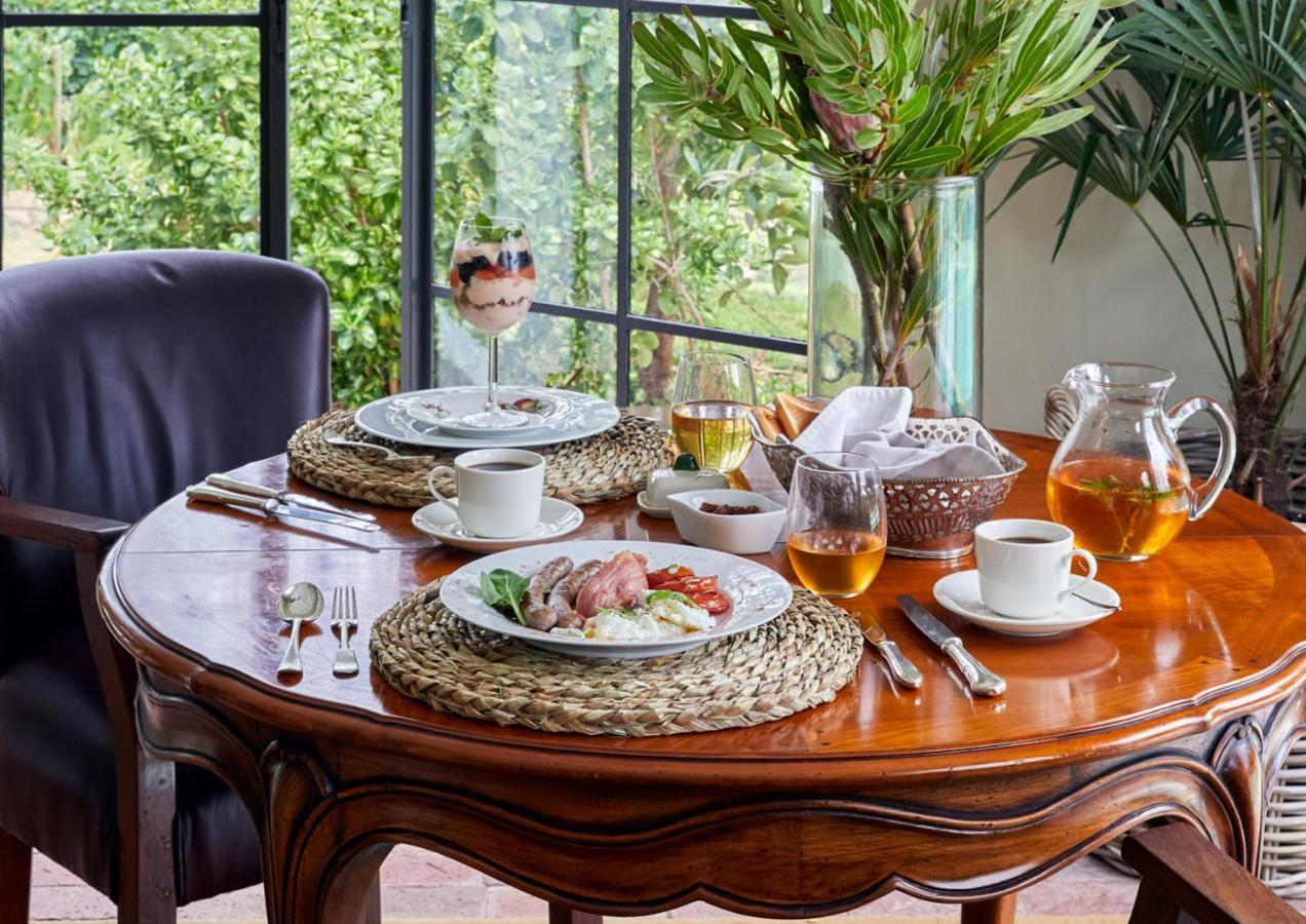Deux Freres Wine Estate & Luxury Villas Стеленбош Екстериор снимка